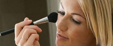 Красивый макияж глаз в домашних условиях: учимся краситься с нуля